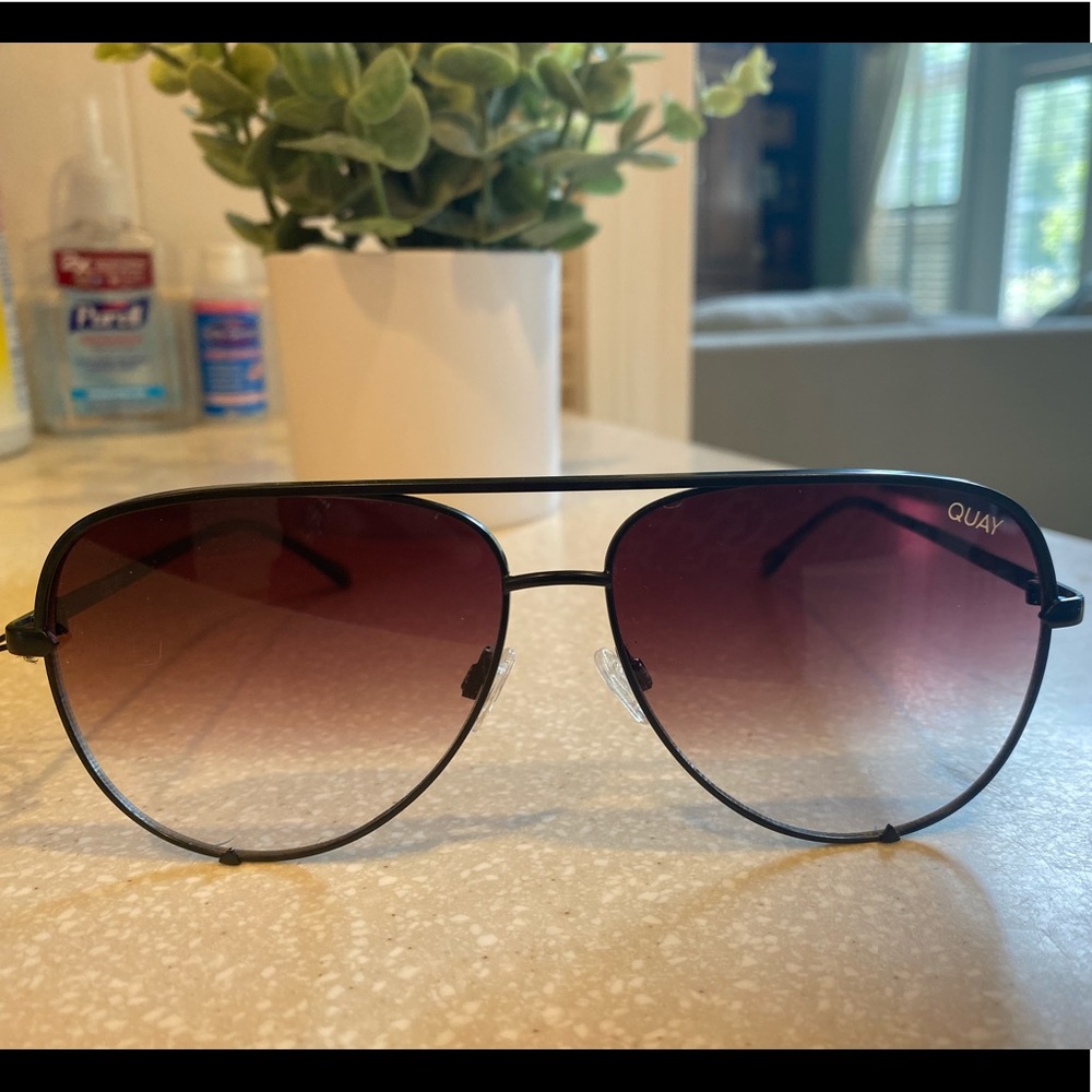 Quay High Key (Black) Sunglasses